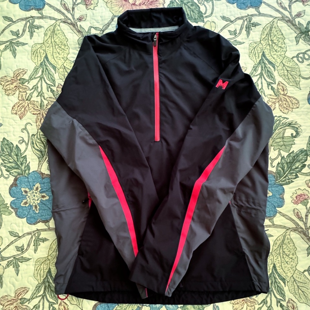 Sunice Typhoon Windbreaker